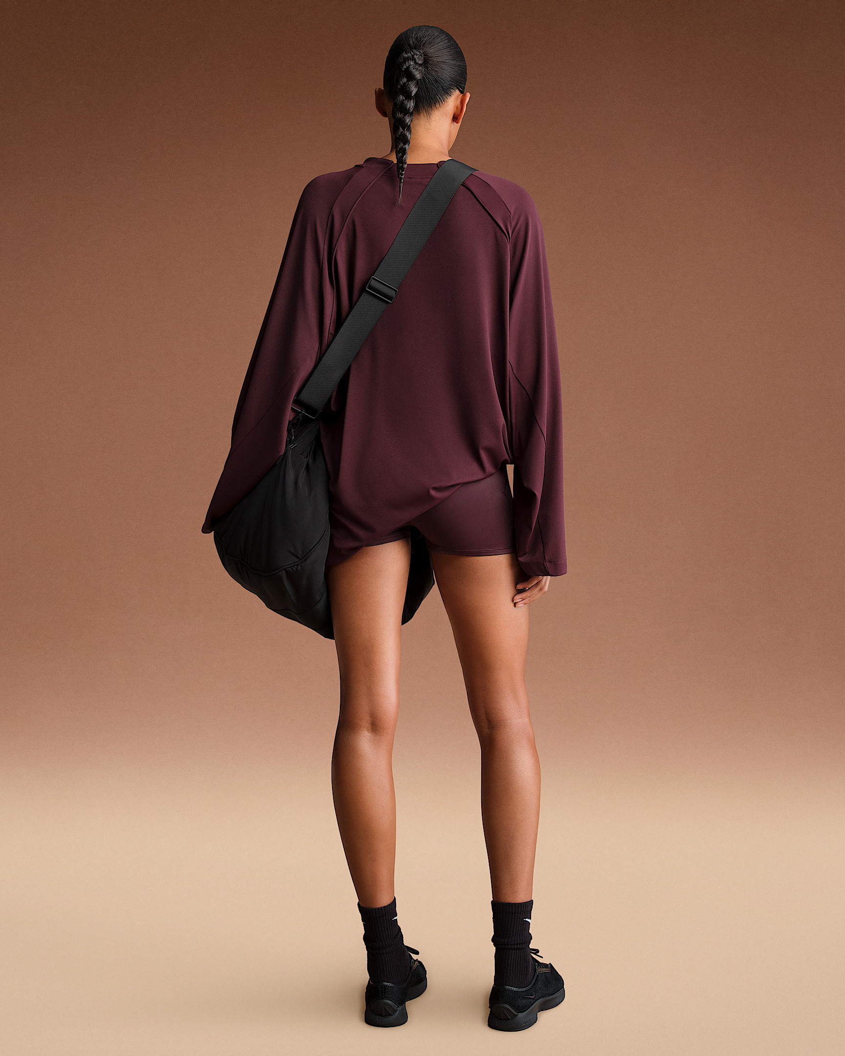 NikeSKIMS Airy Women's Oversized V-Neck Long-Sleeve Top - 5
