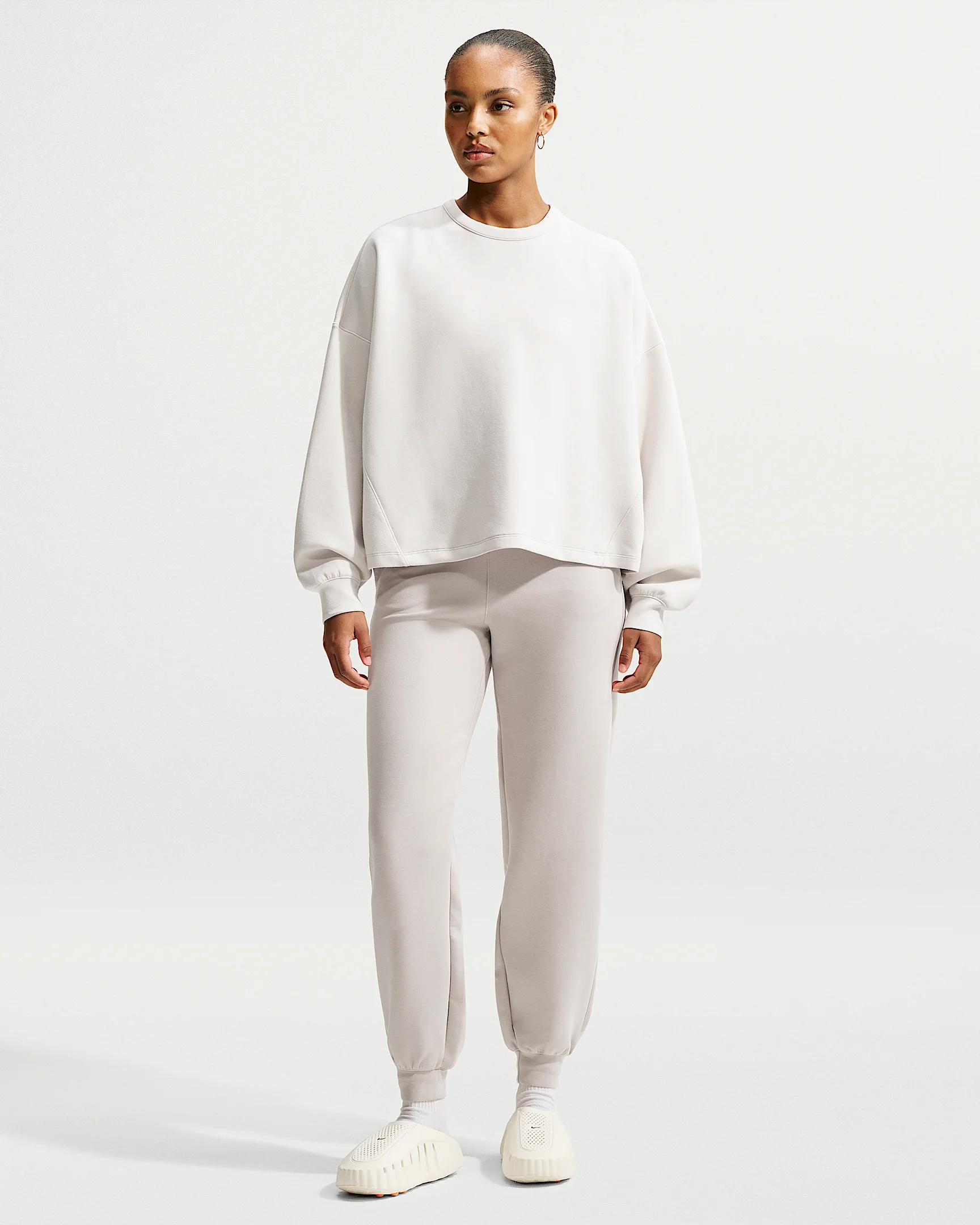 Nike 24.7 ImpossiblySoft Women's Dri-FIT High-Rise Joggers - 1