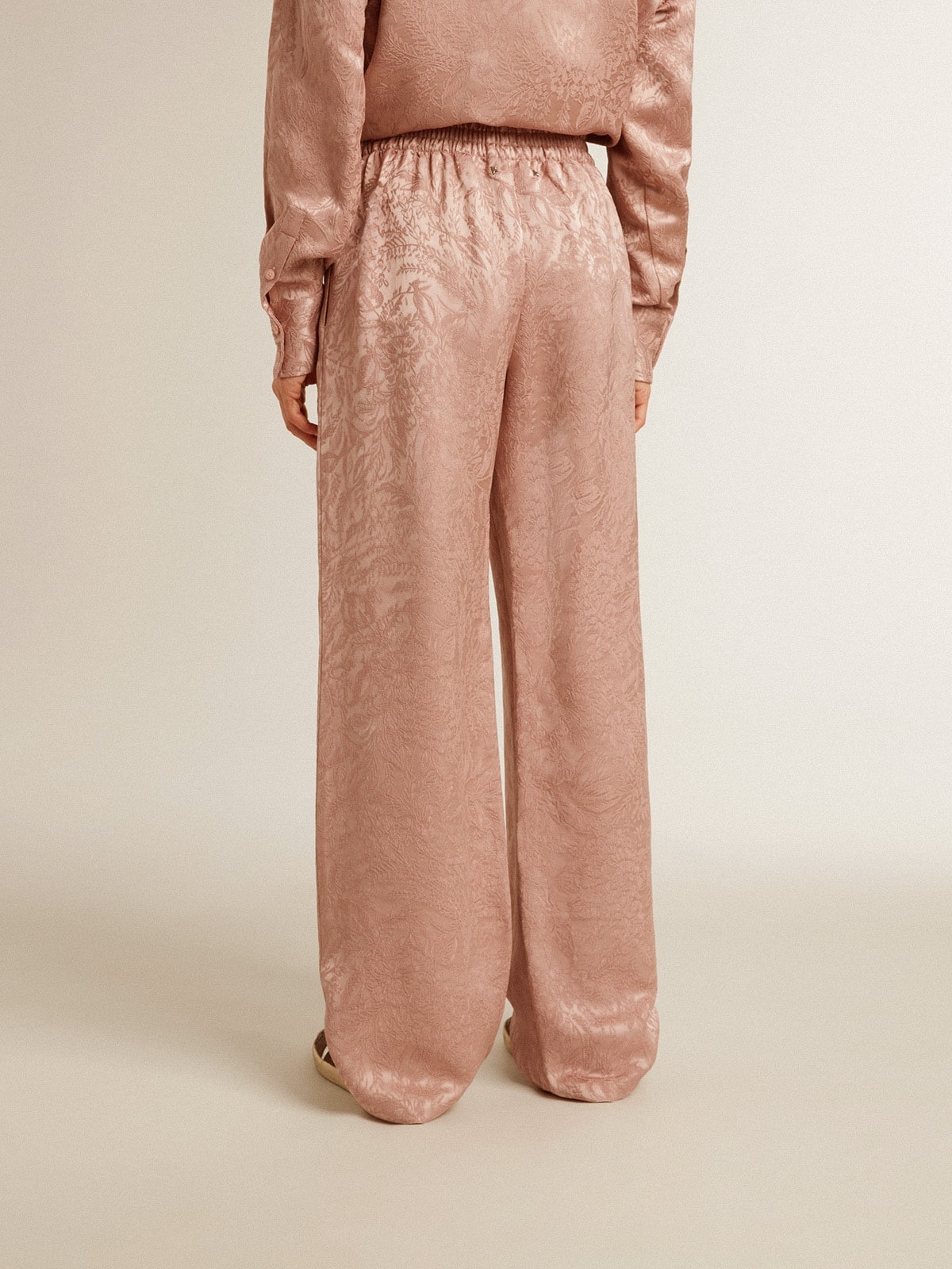 Women's pink viscose pants with floral pattern - 4