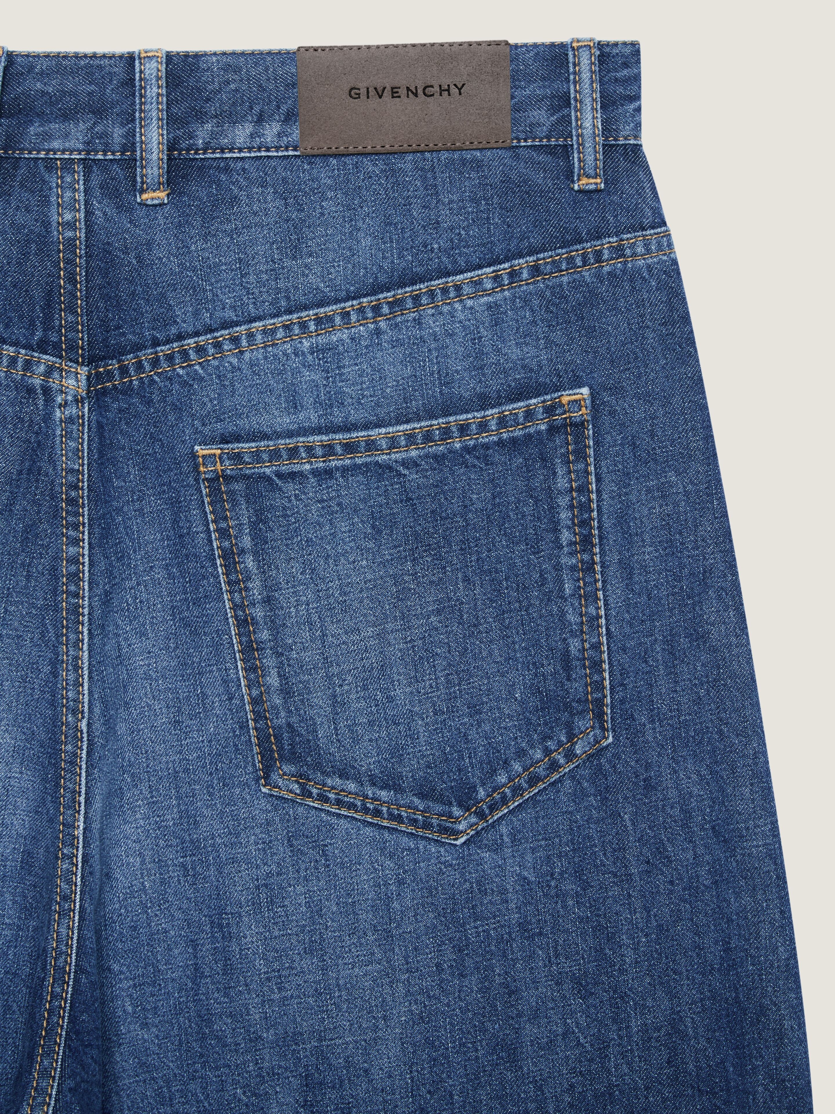 JEANS IN WASHED DENIM - 5