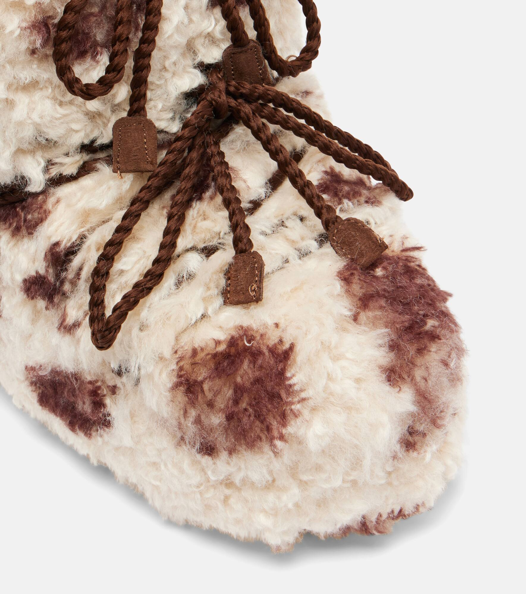 Cow-print boots - 5