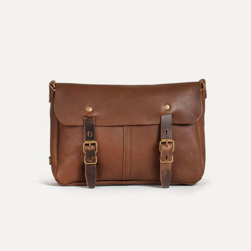 LÉO PLUMBER BAG - AMBER BROWN 1