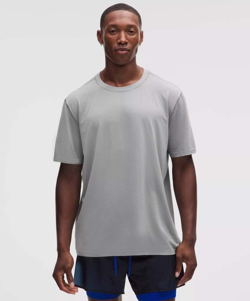 Metal Vent Tech Relaxed-Fit Short-Sleeve Shirt 1