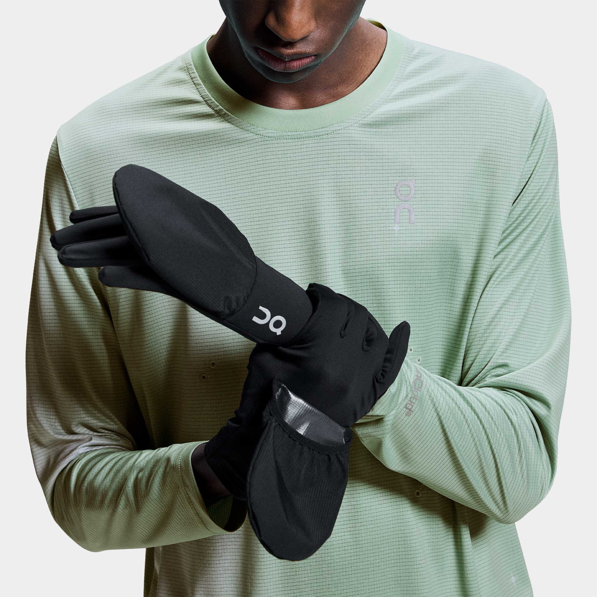 On Core Glove - 2
