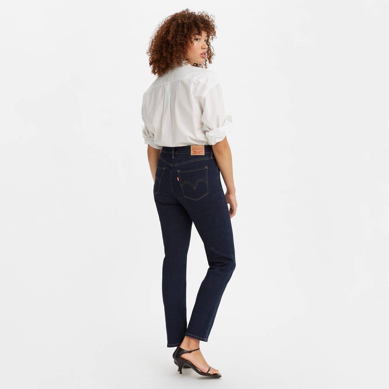 CLASSIC STRAIGHT FIT WOMEN'S JEANS - 4