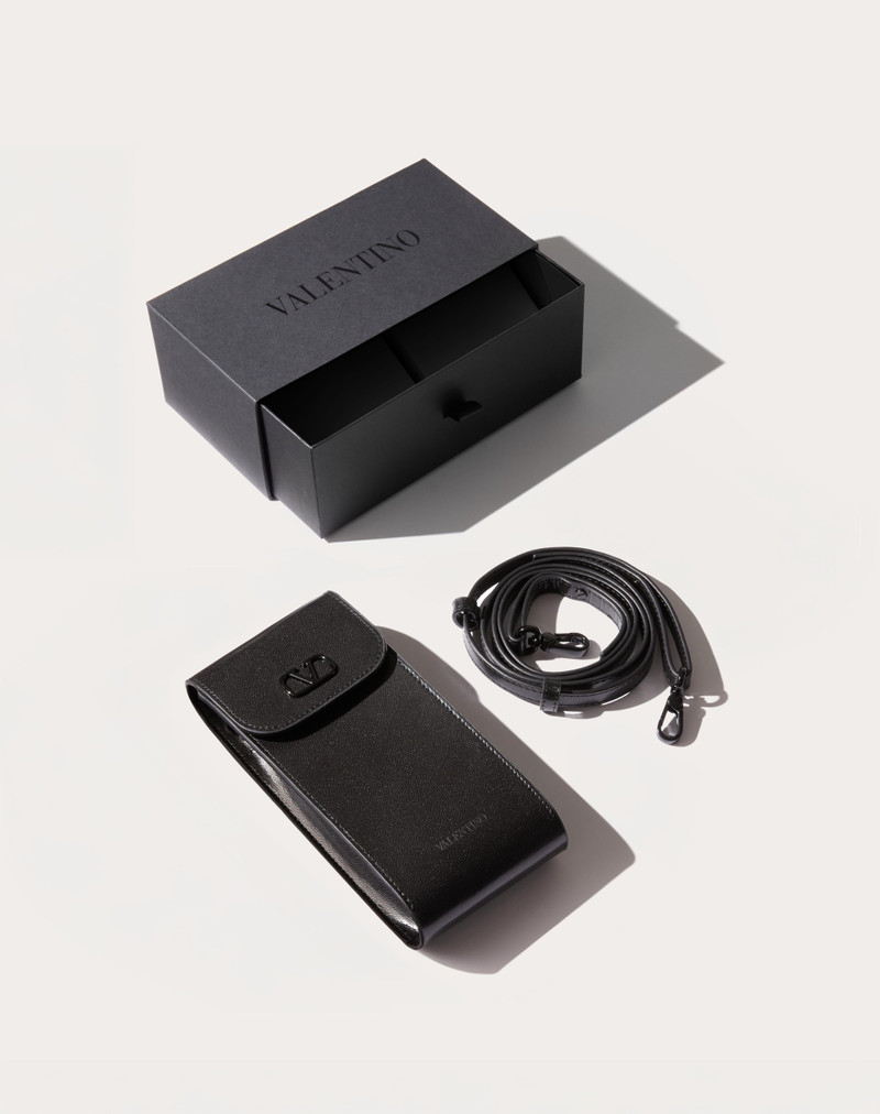 ROUND OVERSIZED METAL FRAME 9