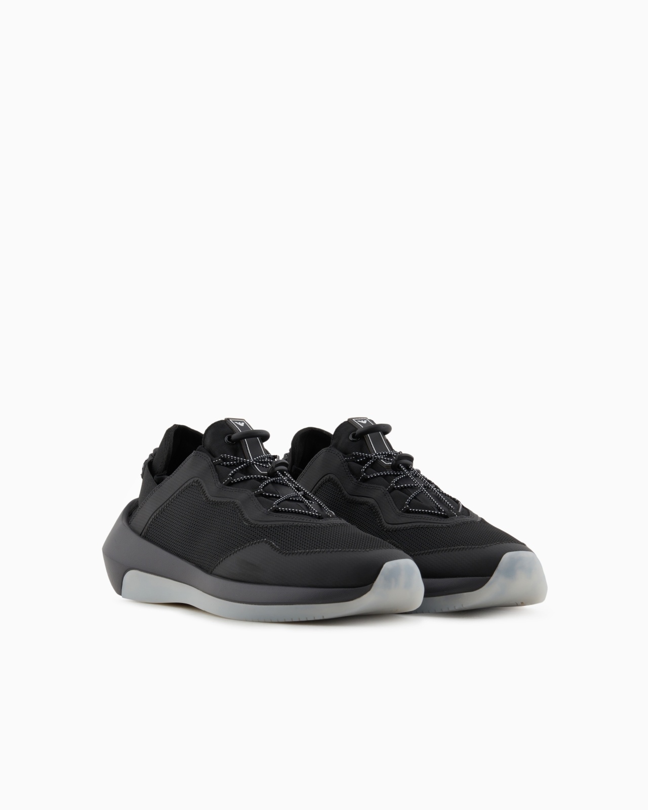 TRAVEL ESSENTIALS MESH SNEAKERS - 2