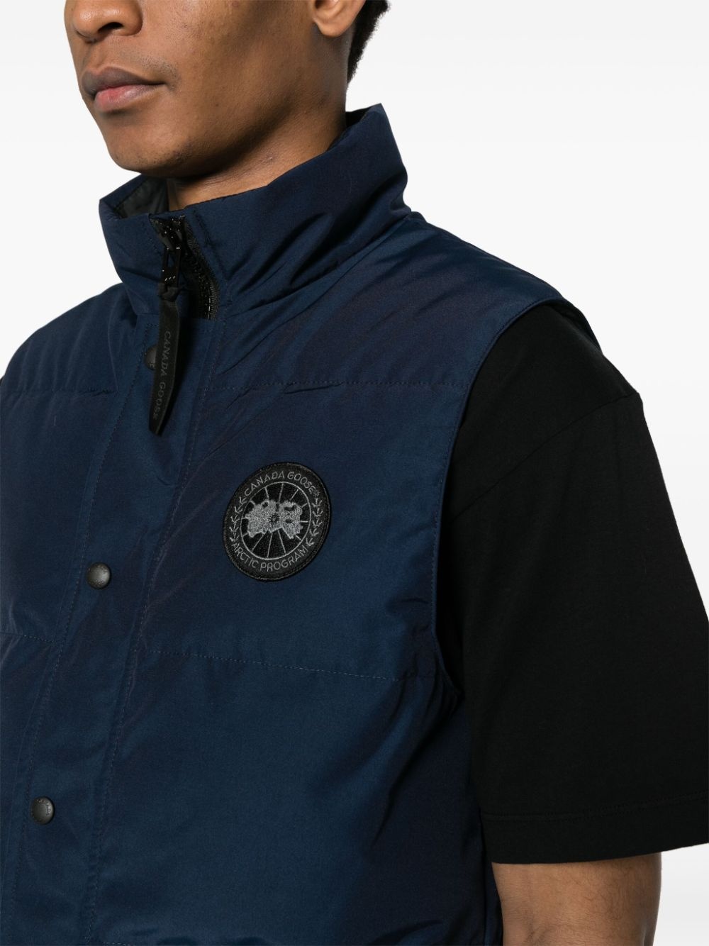logo-patch quilted gilet - 5