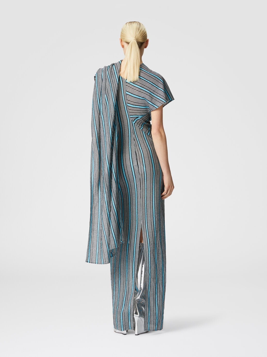 Peplum-cut dress in lamé viscose with side slit - 3