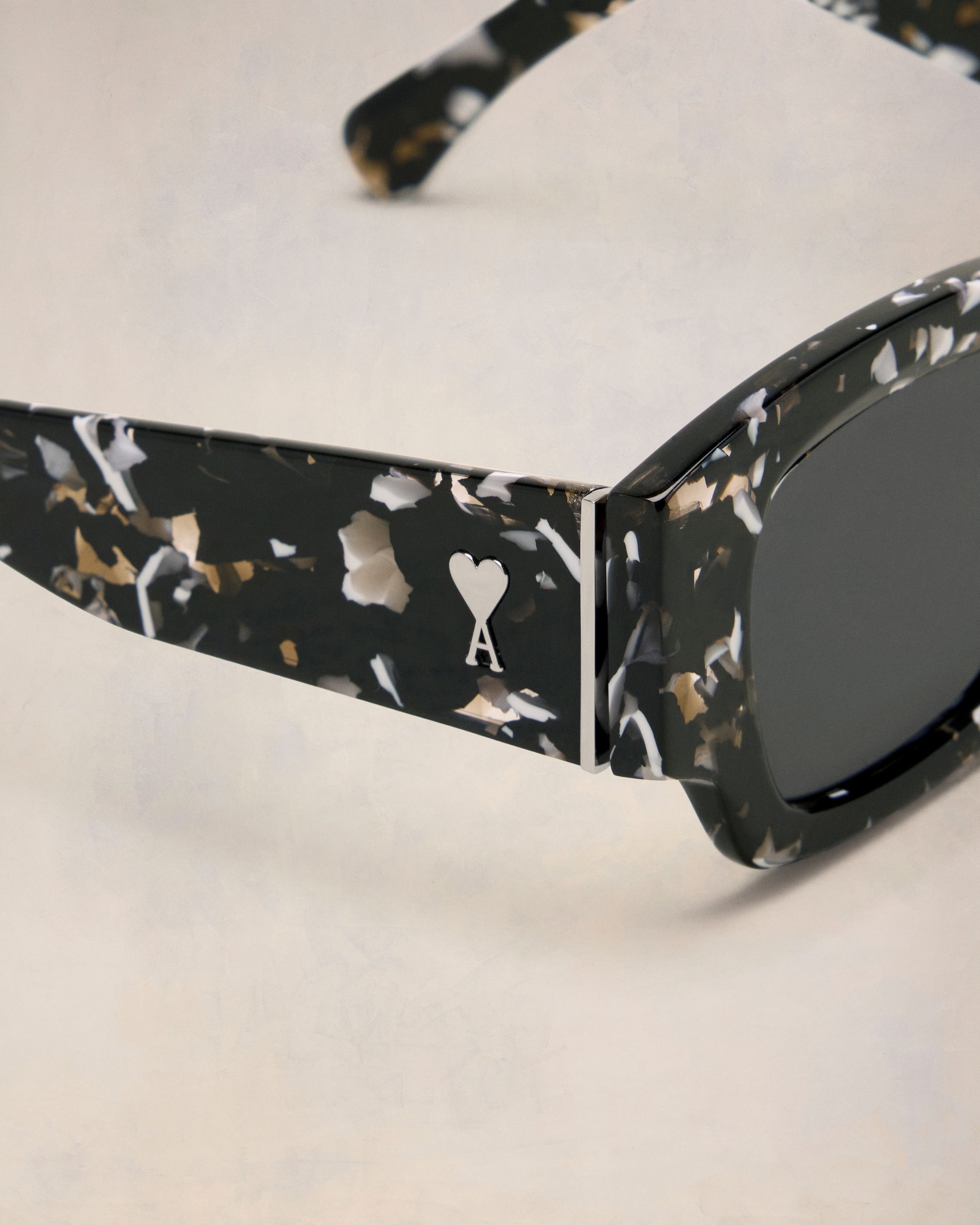 CLASSICAL AMI DE COEUR SUNGLASSES - 4