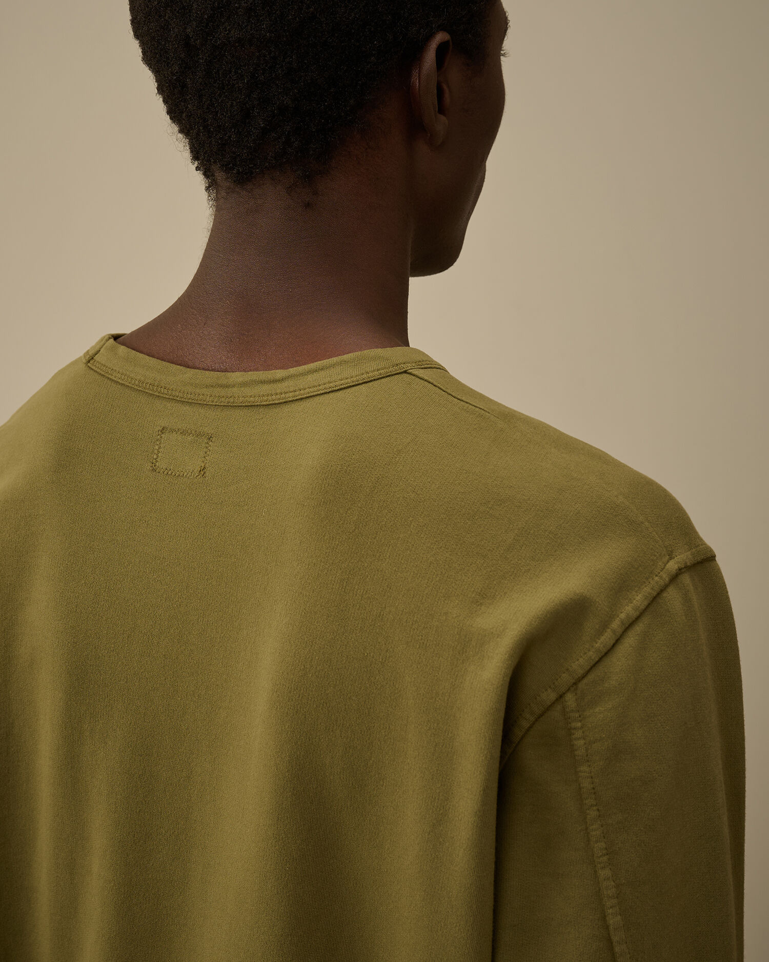 Light Fleece Crewneck Lens Sweatshirt - 6