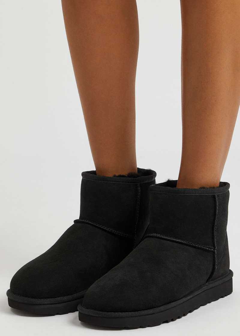 Classic Mini II suede boots 5