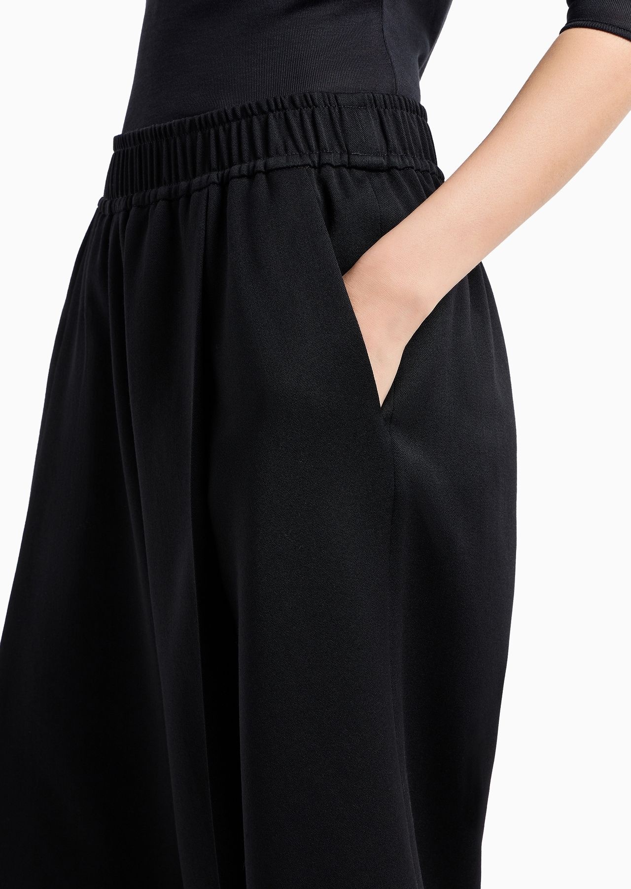 Virgin wool Bermuda shorts - 5