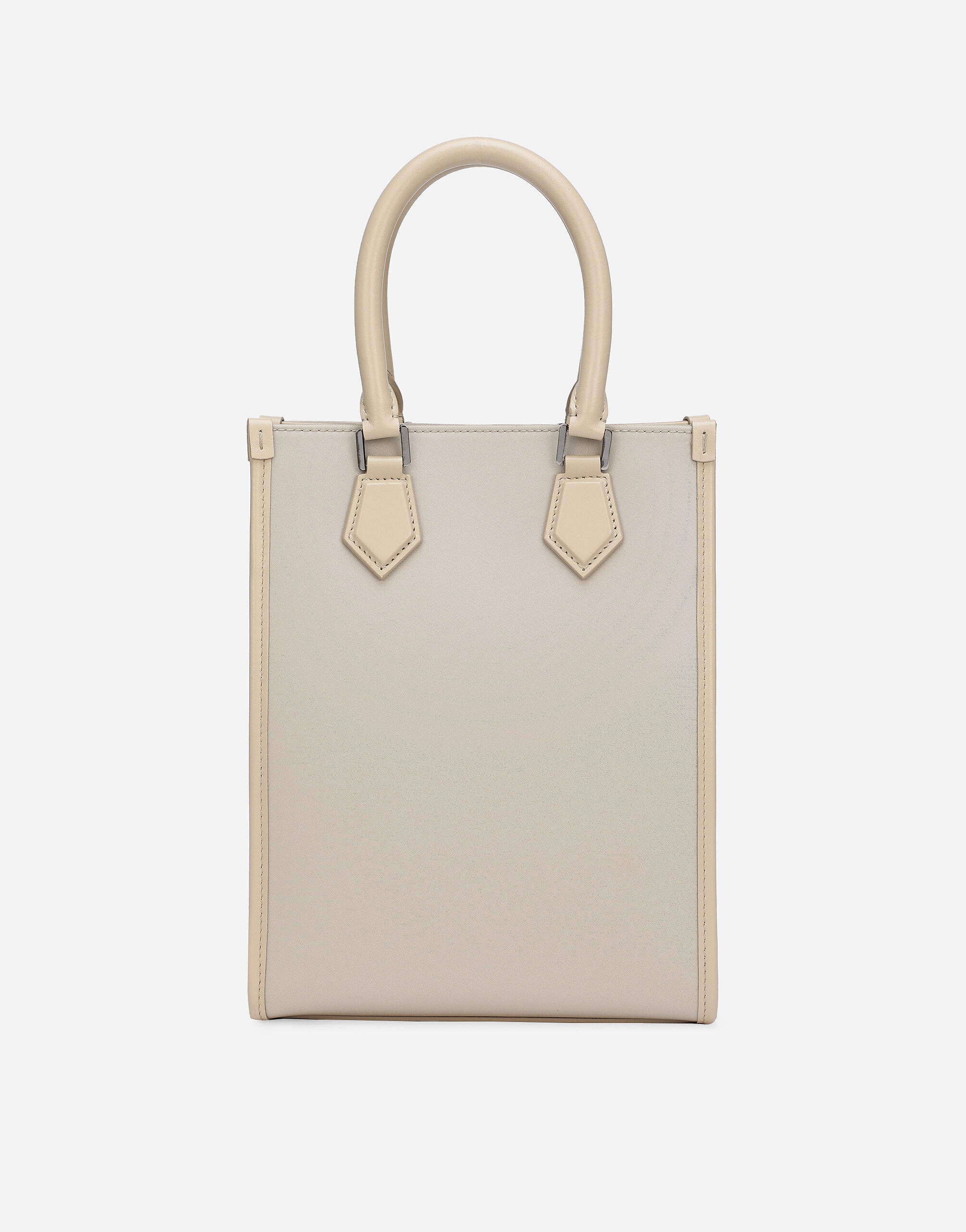 Small nylon bag with rubberized logo - 4