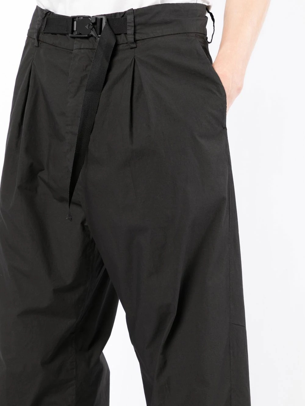 straight-leg belted trousers - 5