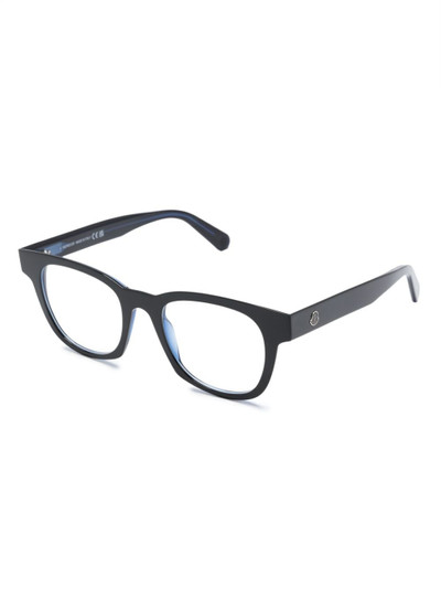 Moncler logo-plaque wayfarer-frame glasses outlook