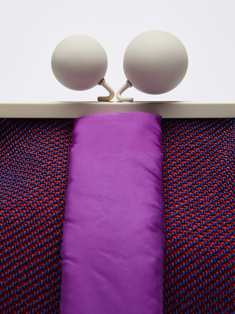 LETTERA Medium end-on-end Pasticcino Bag 5