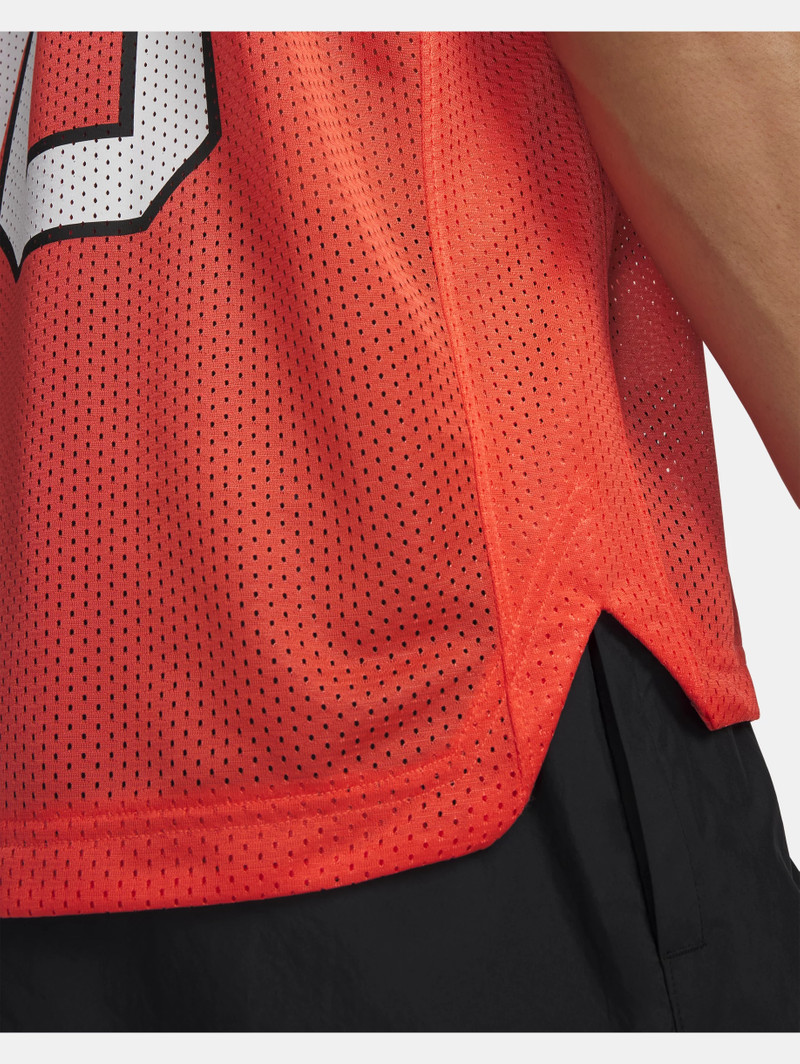 UA Mesh 4