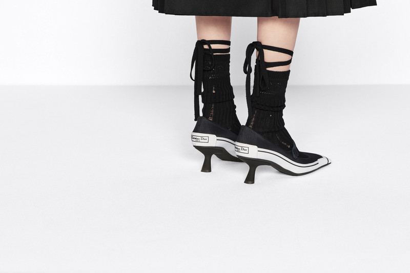 Dior D-Motion Pump outlook