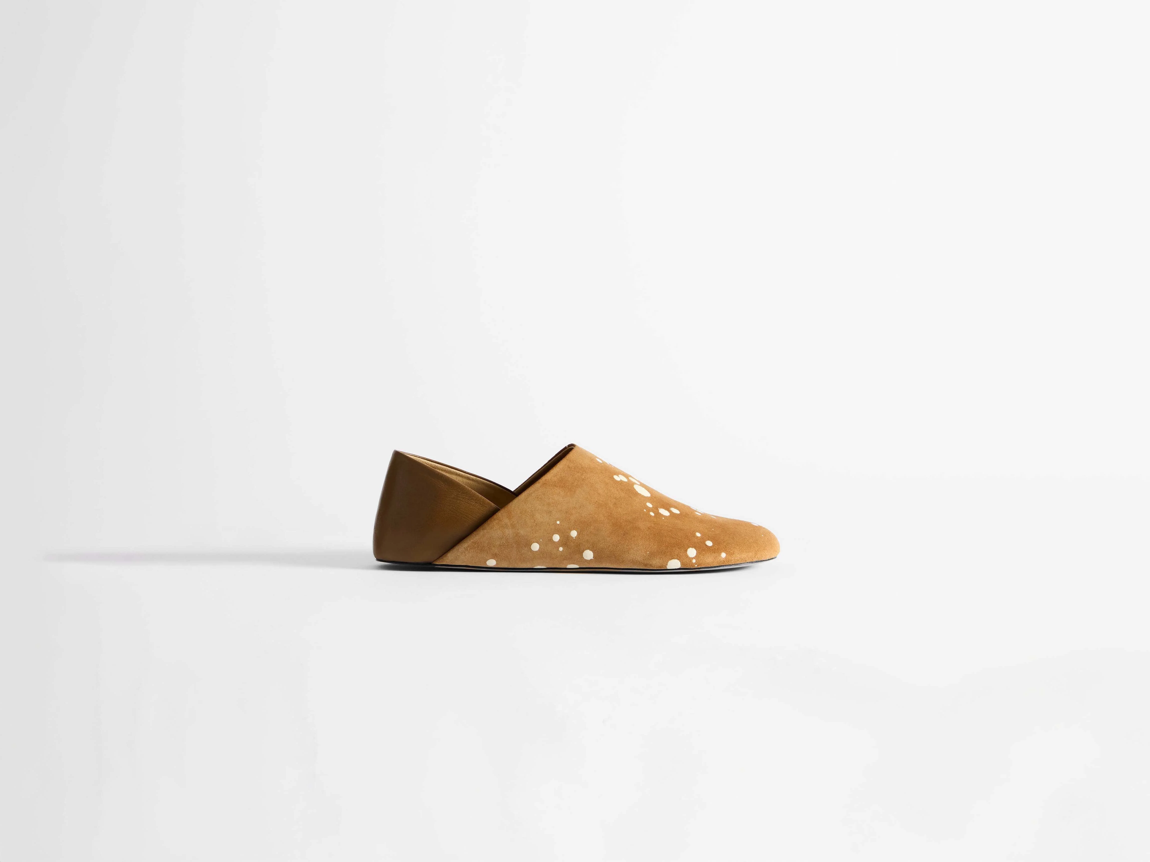 MENS SLIPPER MULES IN TAN & CREAM - 1