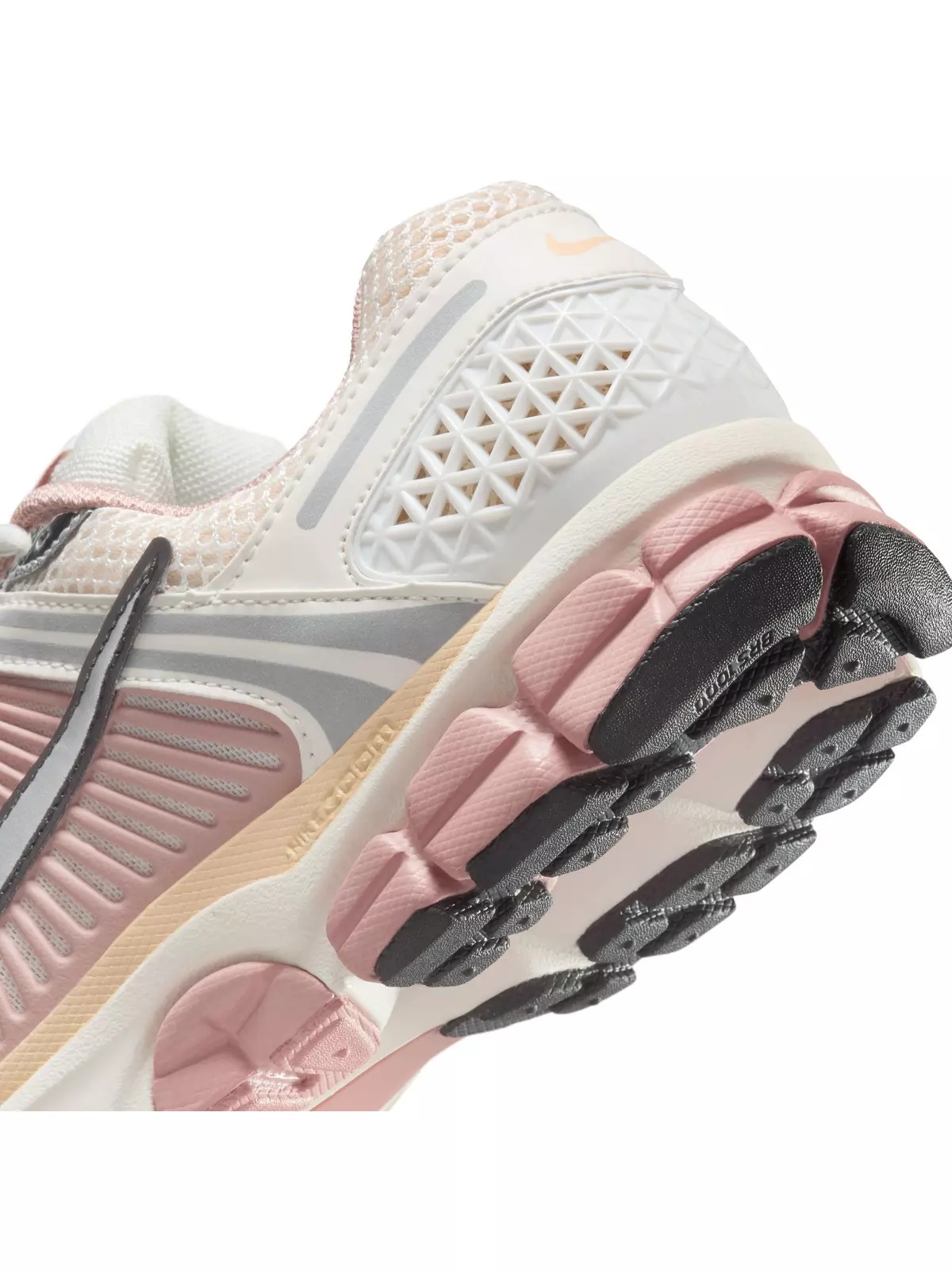 Zoom Vomero 5 "Sail/Pearl White/Particle Pink" Women's Shoe - 11