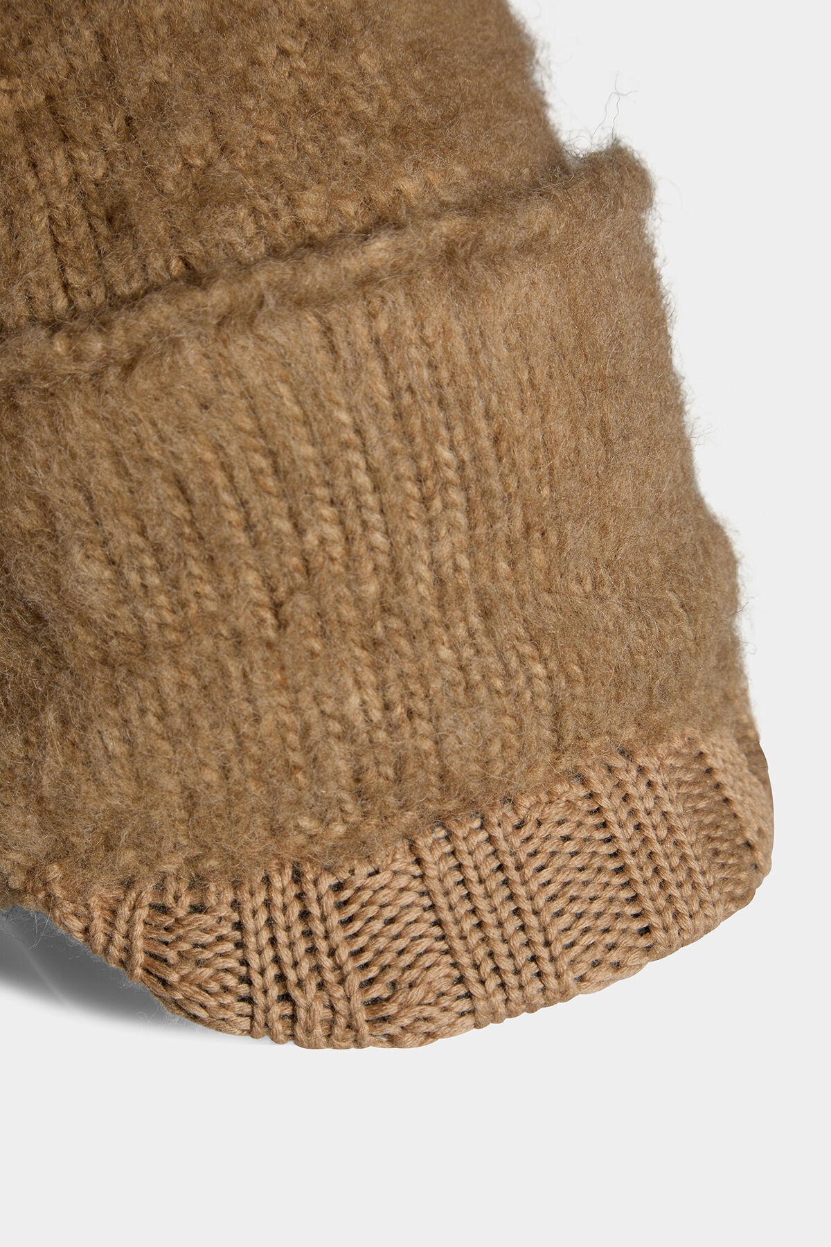 SIMPLE MAN BEANIE - 3