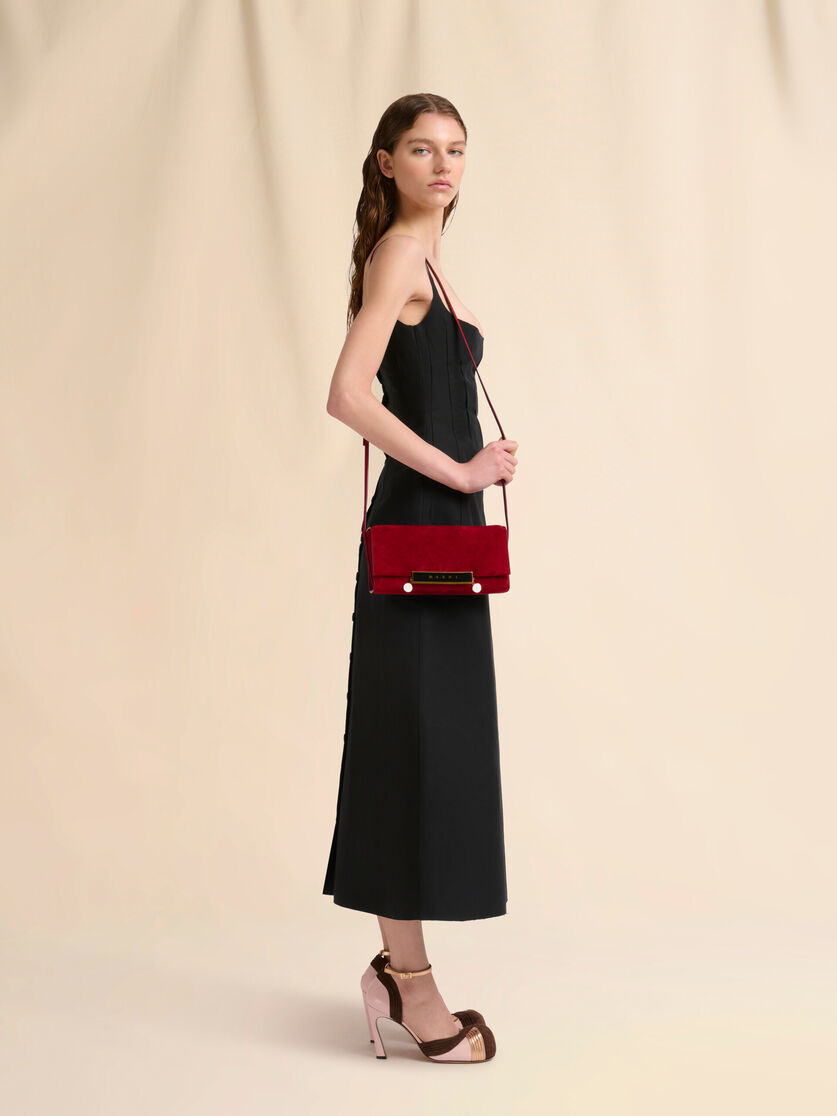 RED SUEDE VHS E/W CLUTCH - 2