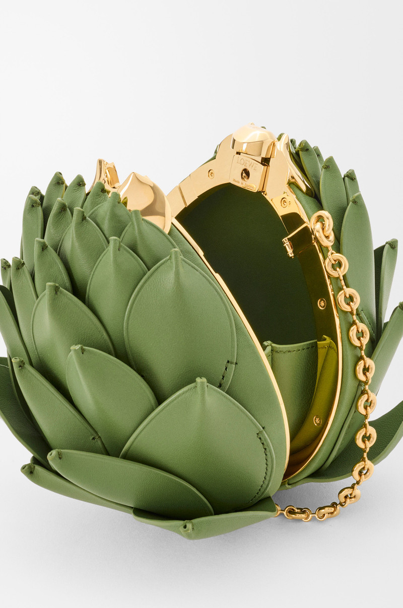 Artichoke clutch in nappa lambskin 5