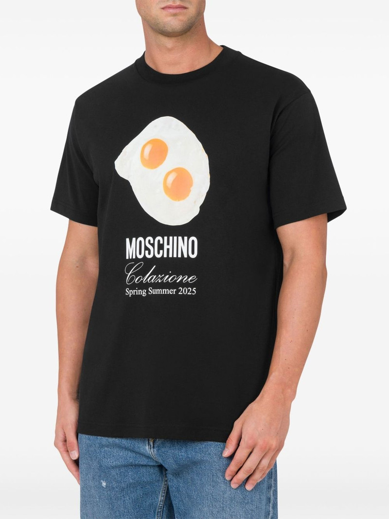 Moschino egg-print T-shirt outlook