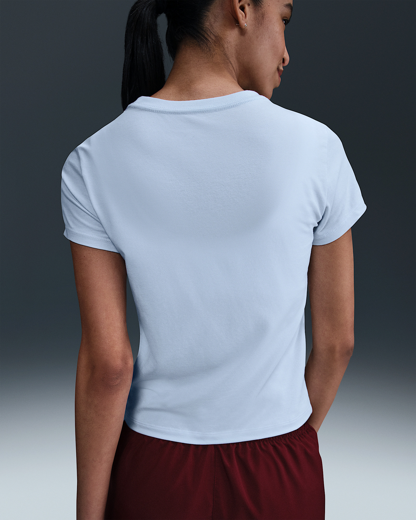 Nike Sportswear Chill Knit Women's Slim Cropped T-Shirt - 2