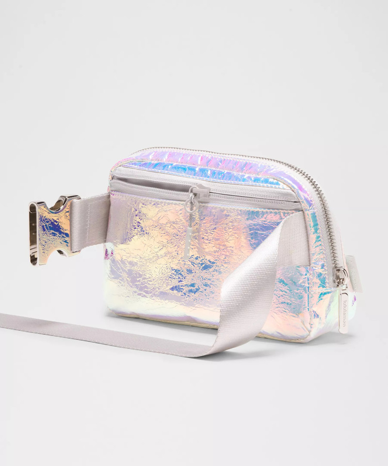 Everywhere Belt Bag 1L *Iridescent 5