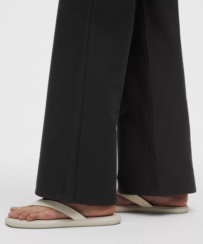 EasyFive High-Rise Subtle-Flare Pant *Short 7