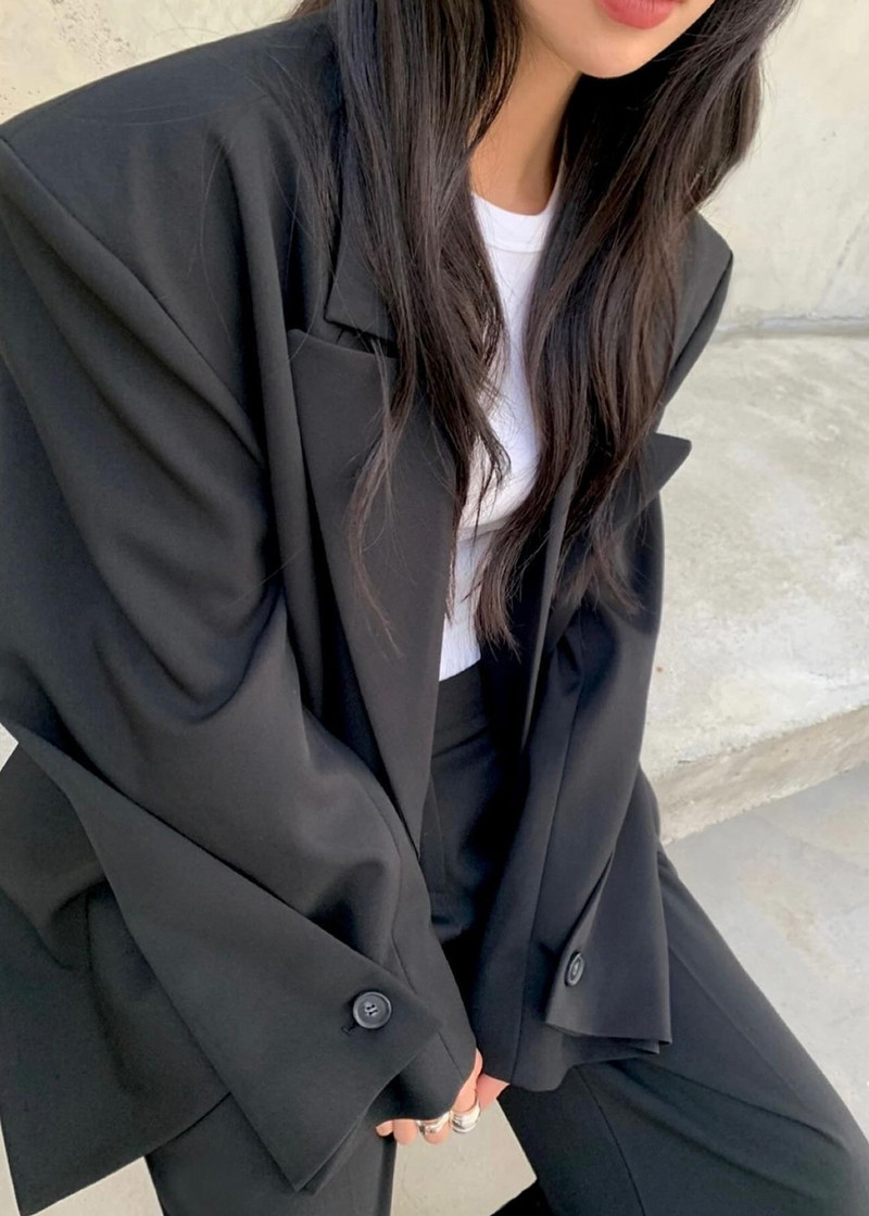 Pia Boxy Blazer - Black 9