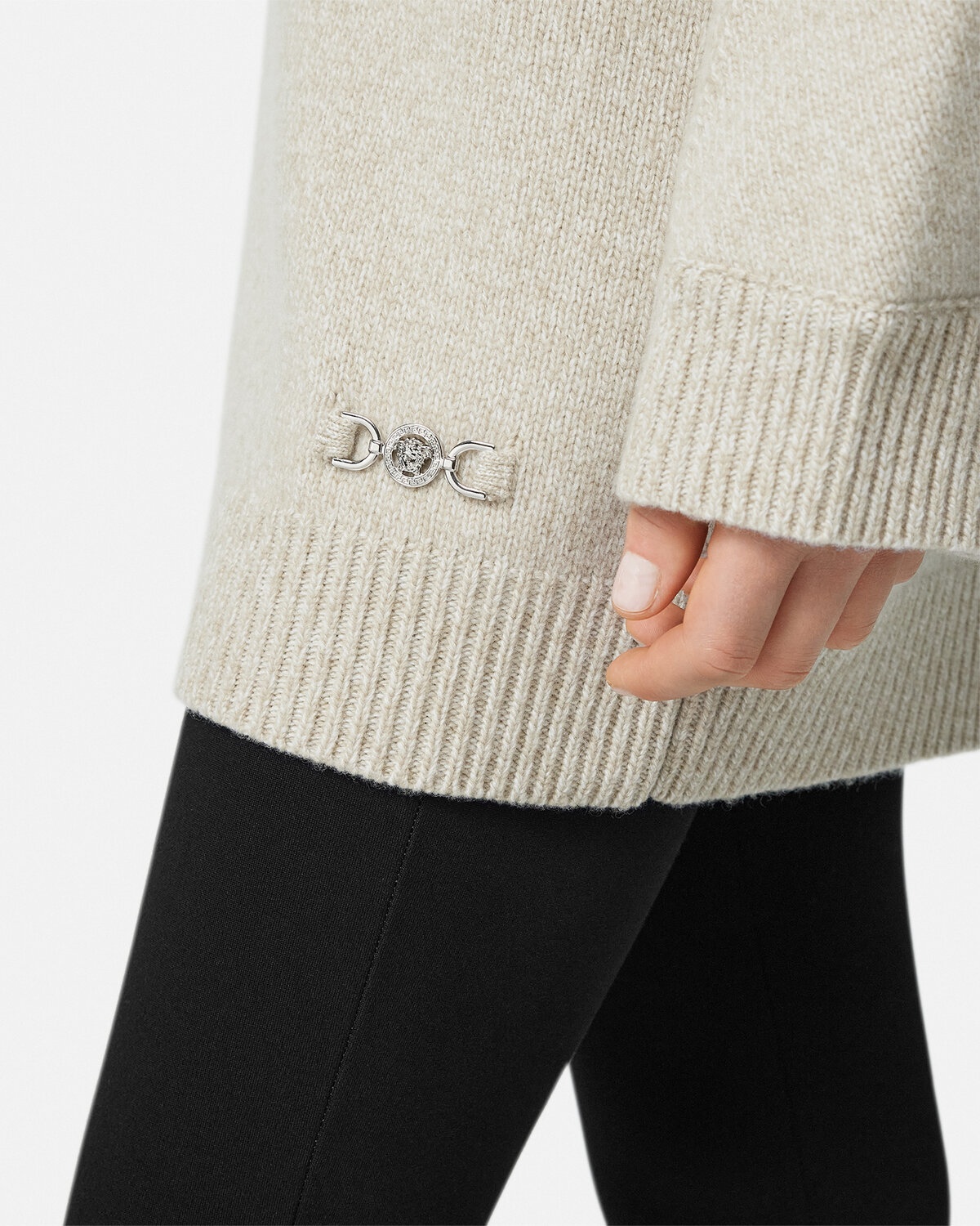 Oversized Wool-Cashmere Long Sweater - 3