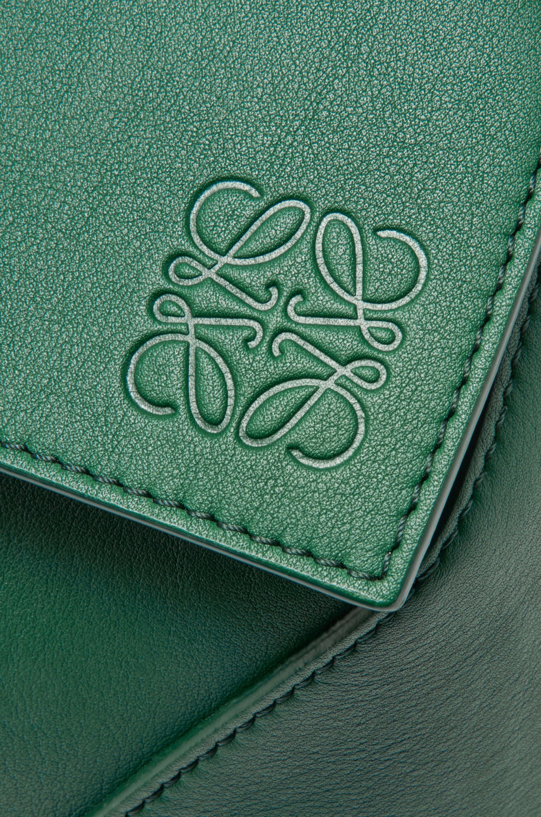 Large Puzzle bag in classic calfskin - 7