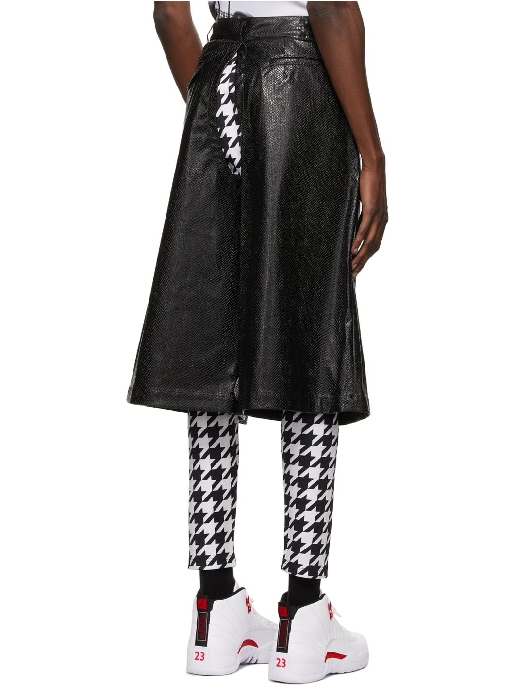 Faux-Leather Croc Cut-Out Shorts - 3