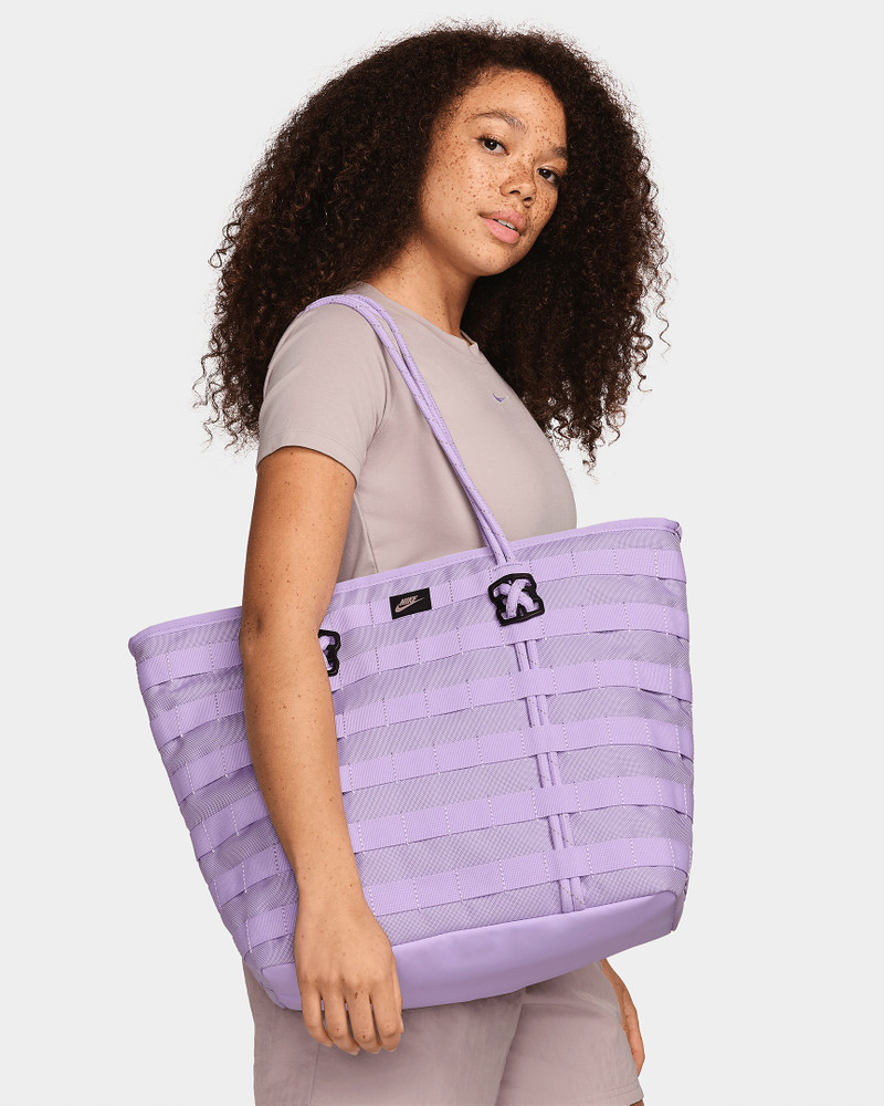 Nike Sportswear RPM Tote (26L) 1