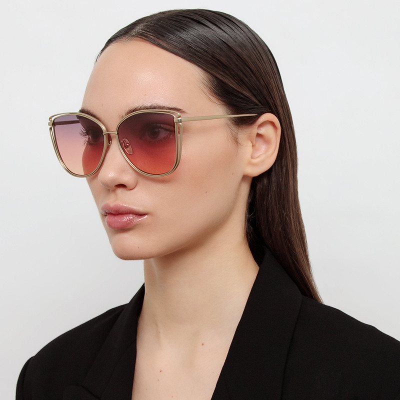 LINDA FARROW Dinah Sunglasses in Champagne outlook