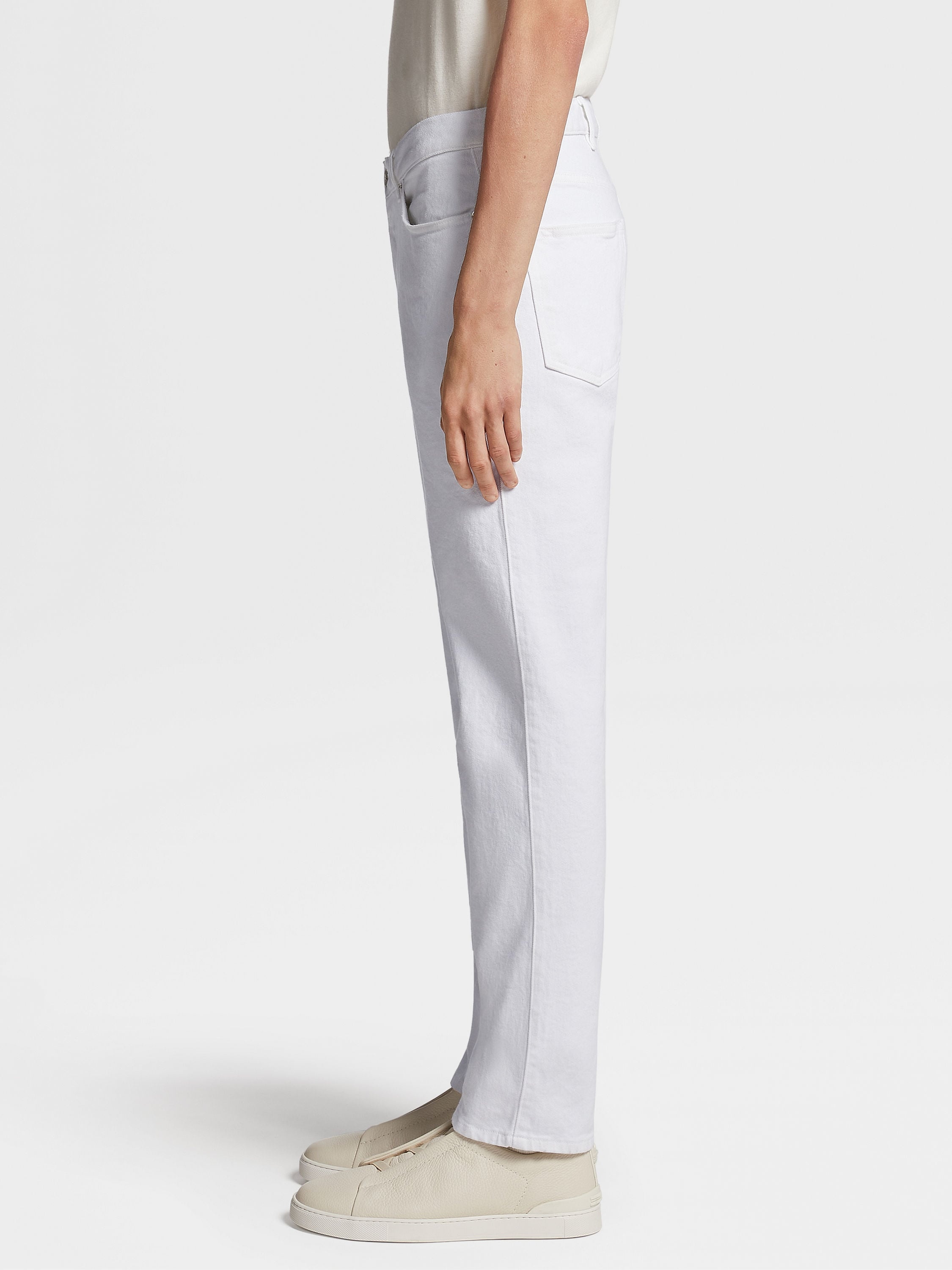 WHITE RINSE-WASHED COTTON ROCCIA JEANS - 4