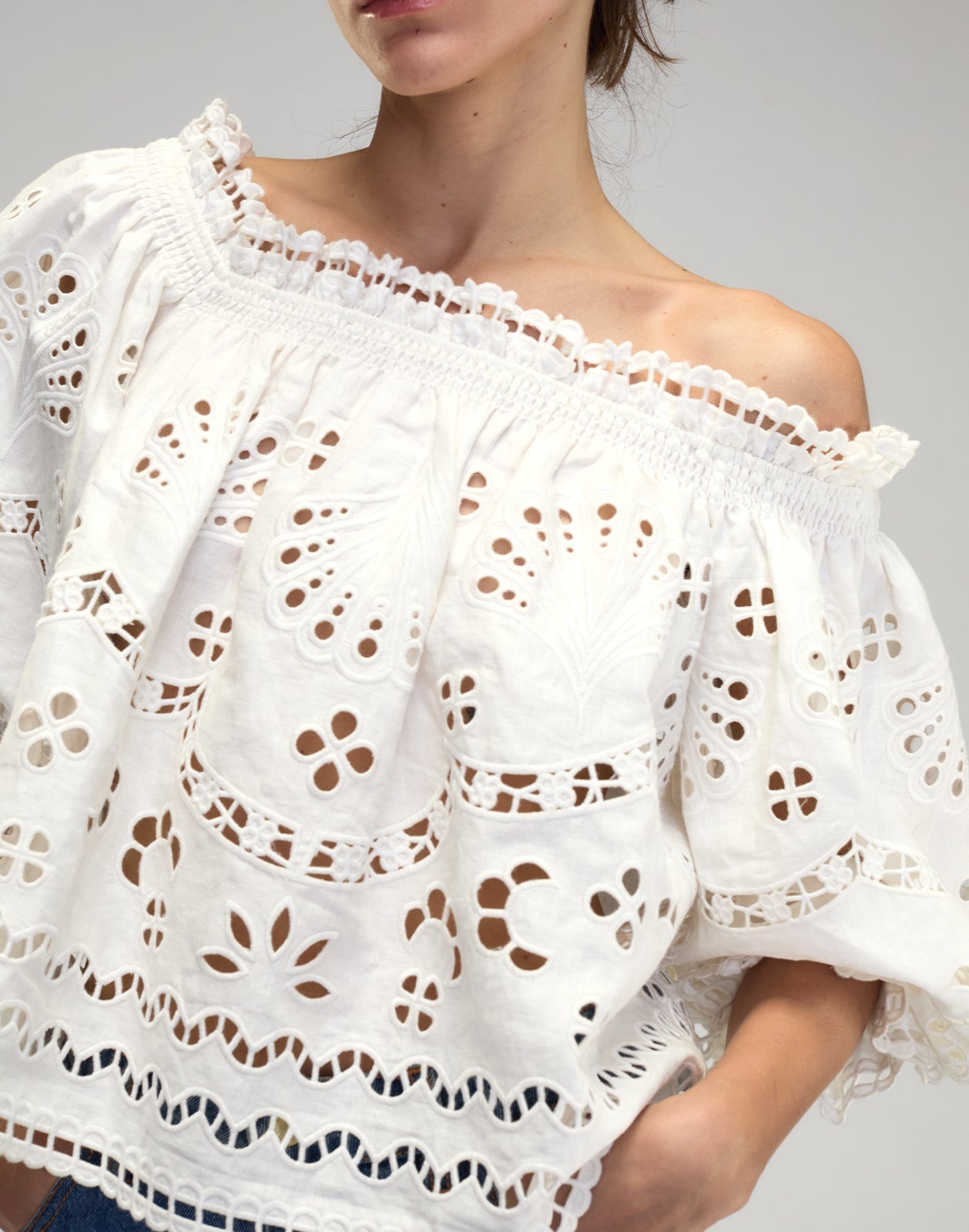 Eva Embroidered Linen Blouse - 7