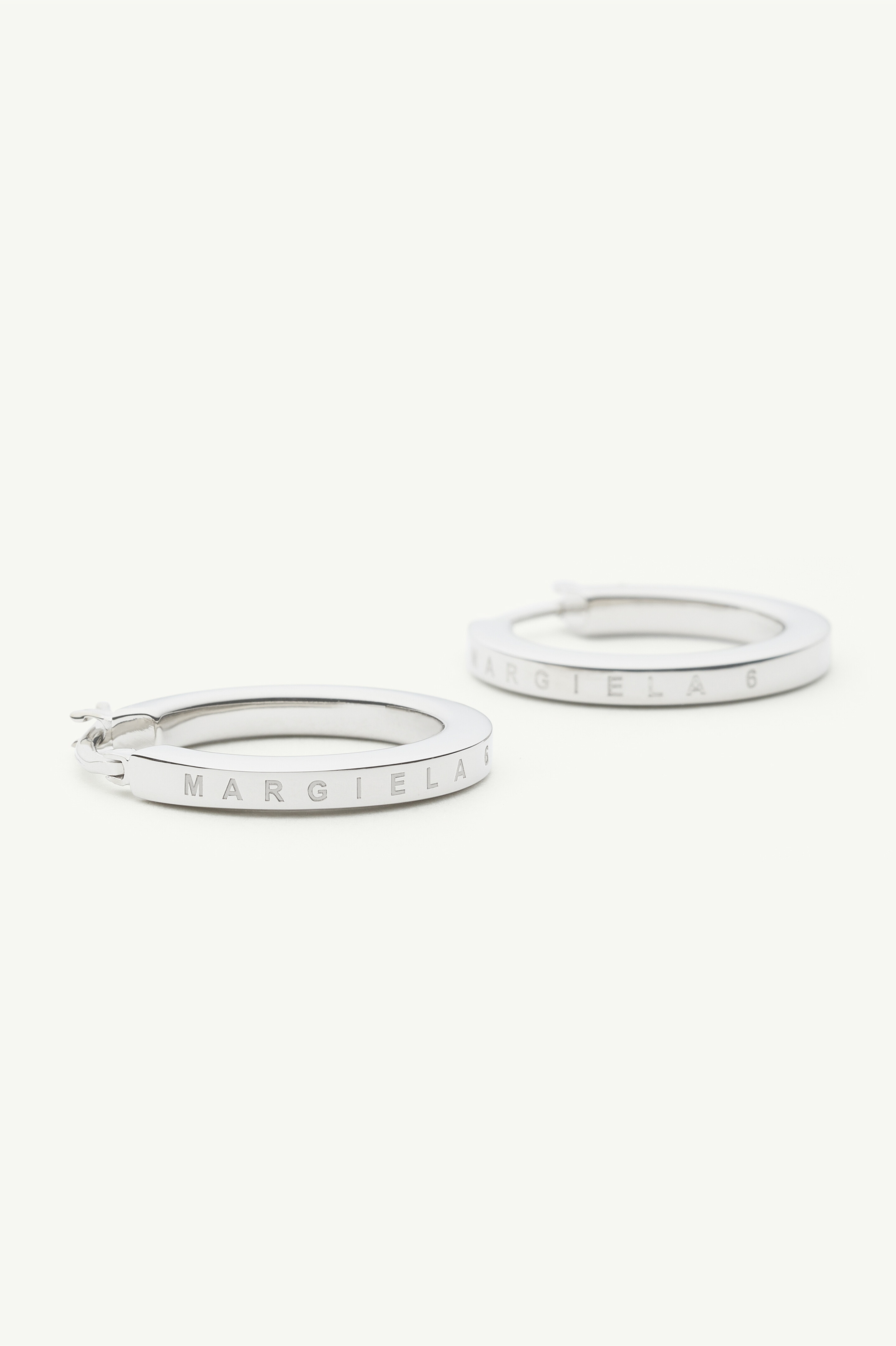 Margiela six earrings - 3