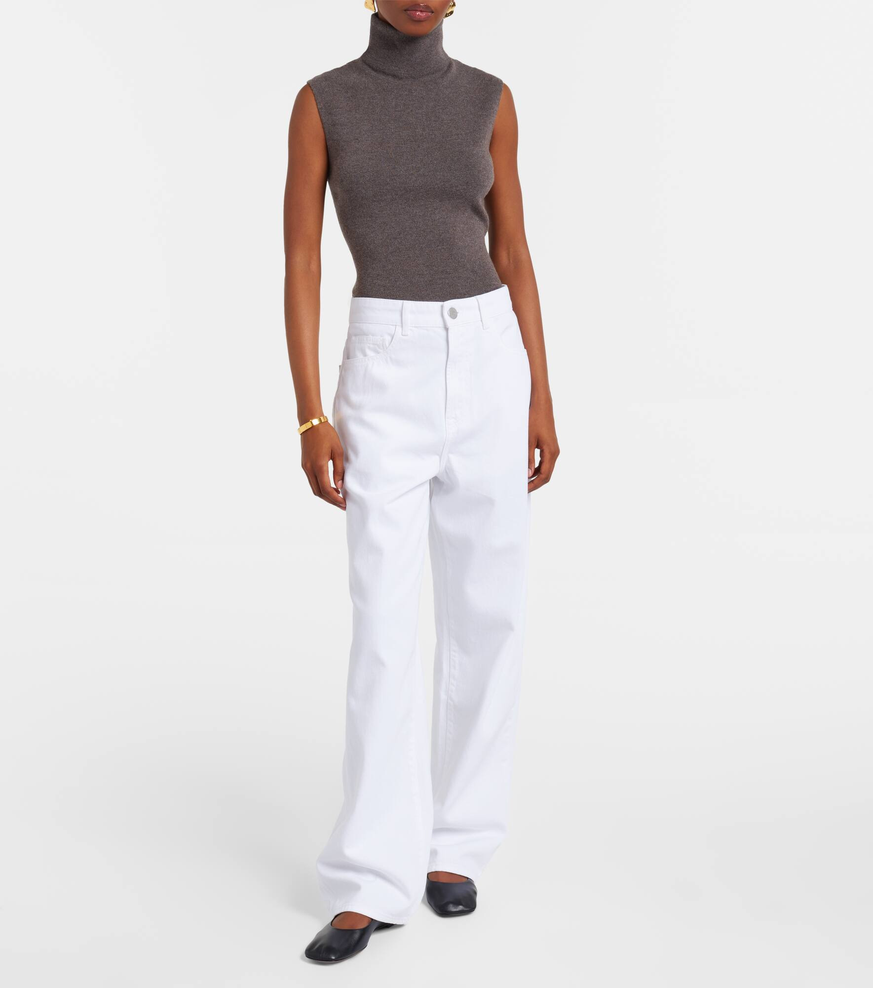 Low-rise wide-leg jeans - 7