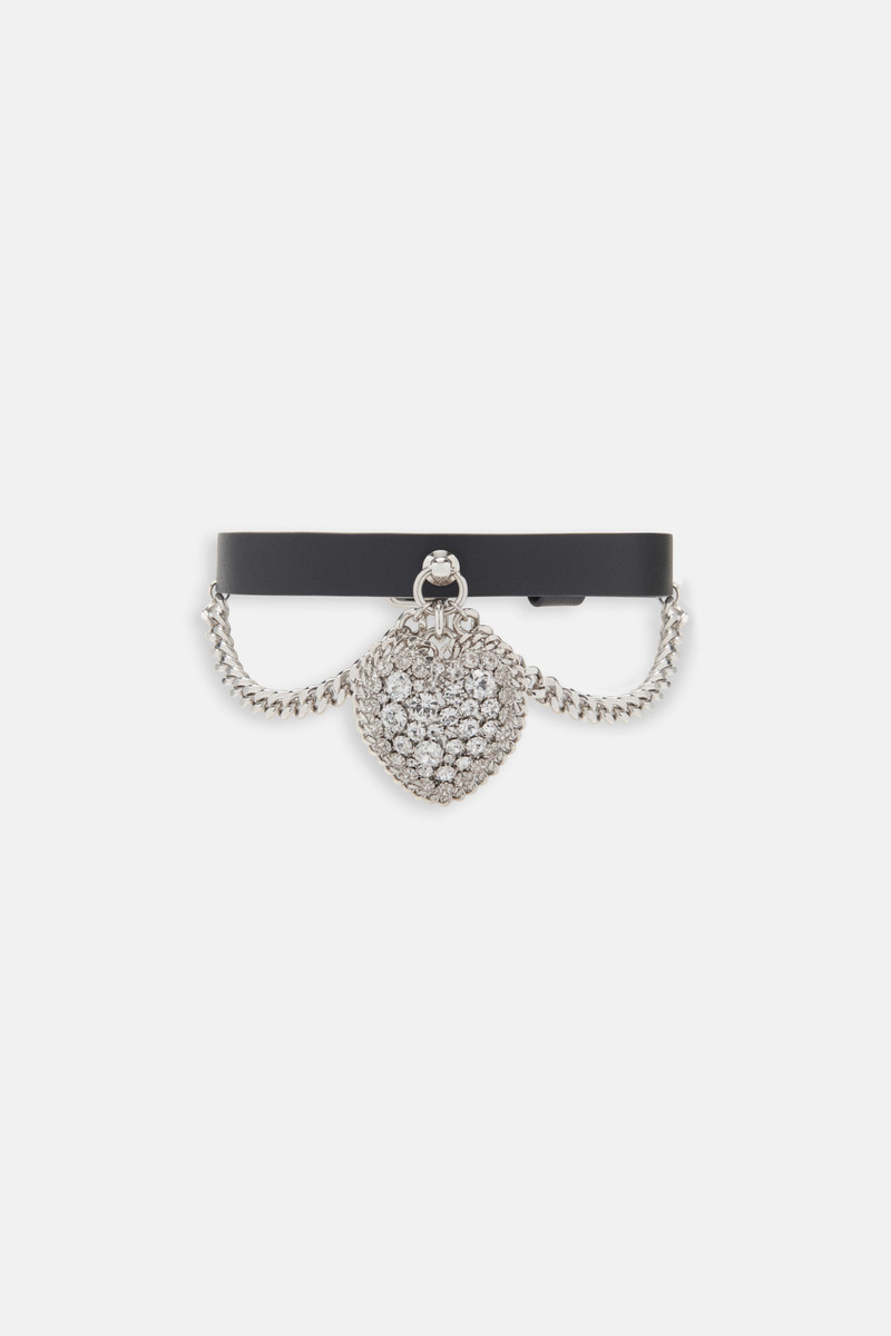 LEATHER CHOKER WITH HEART 1