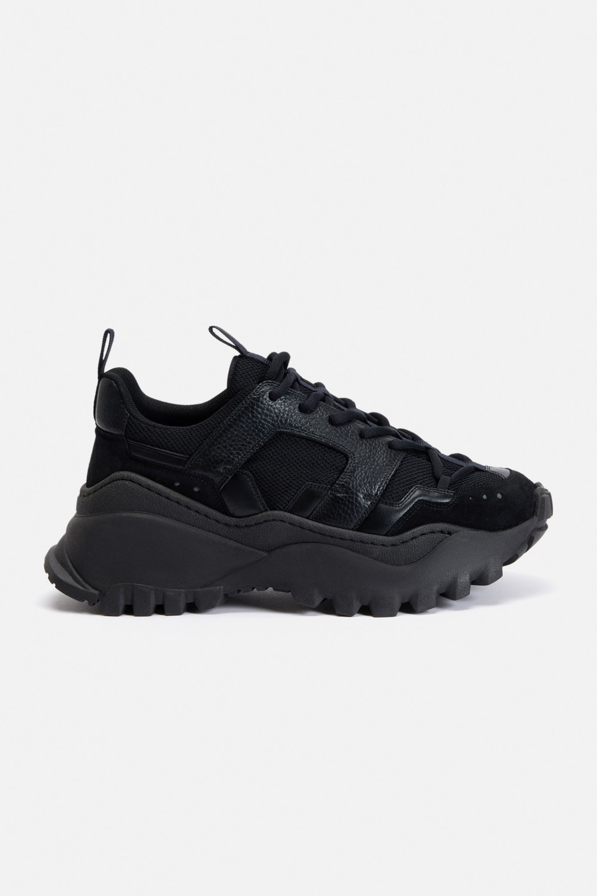 Lucky 9 Sneakers - 6