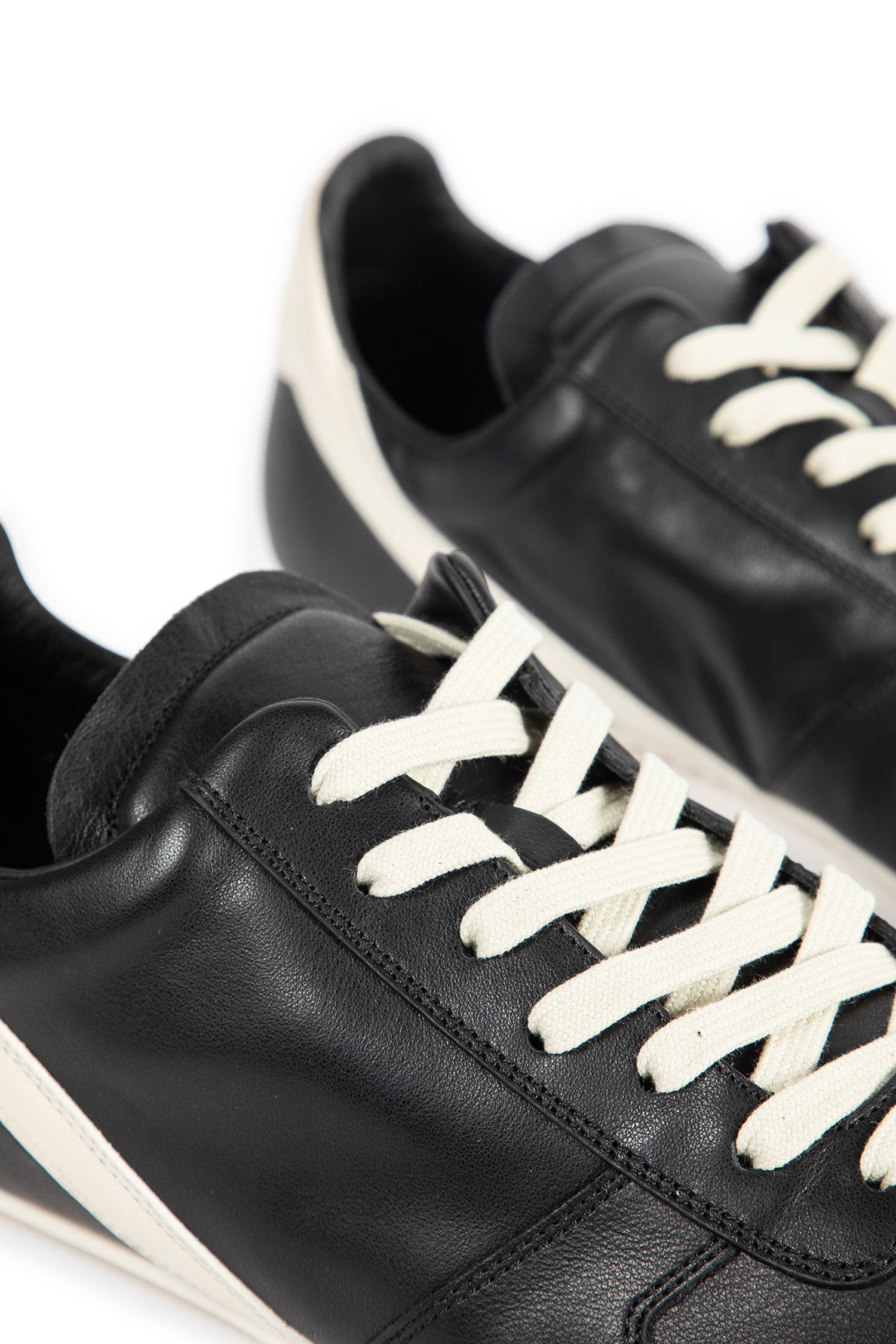 Concordians Minimal Sneaks - 7