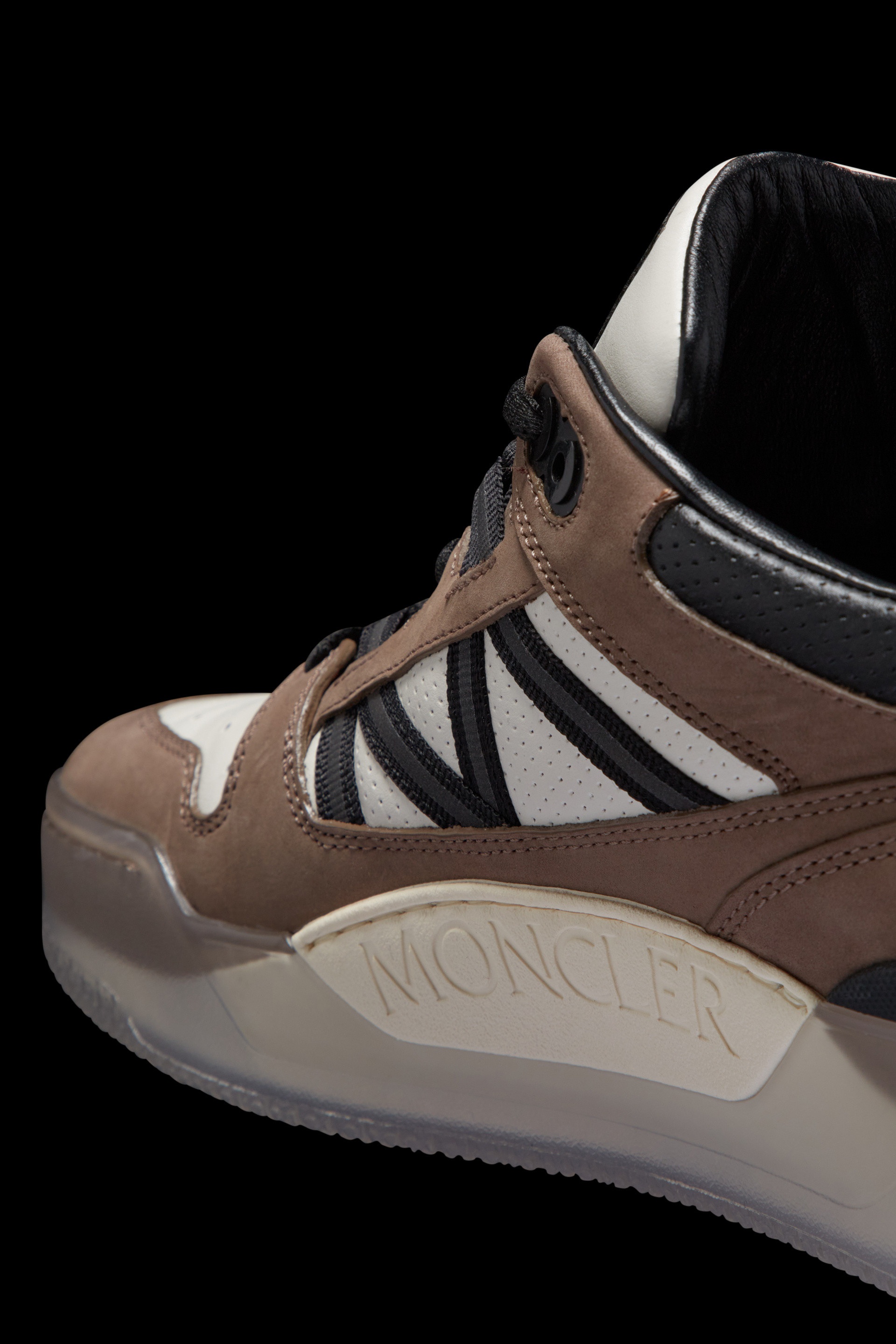 【送料&関税込】Moncler Pivot Low-top Sneakers MONCLER Pivot Low-Top Sneakers | endource