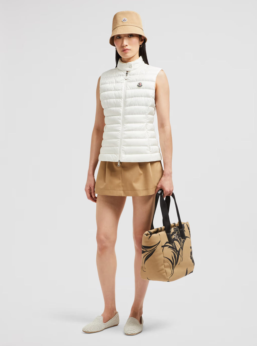 Moncler Women 'Igen' White Sleeveless Down Jacket With Logo Patch On The Front And Logo Plaque On Th - 4