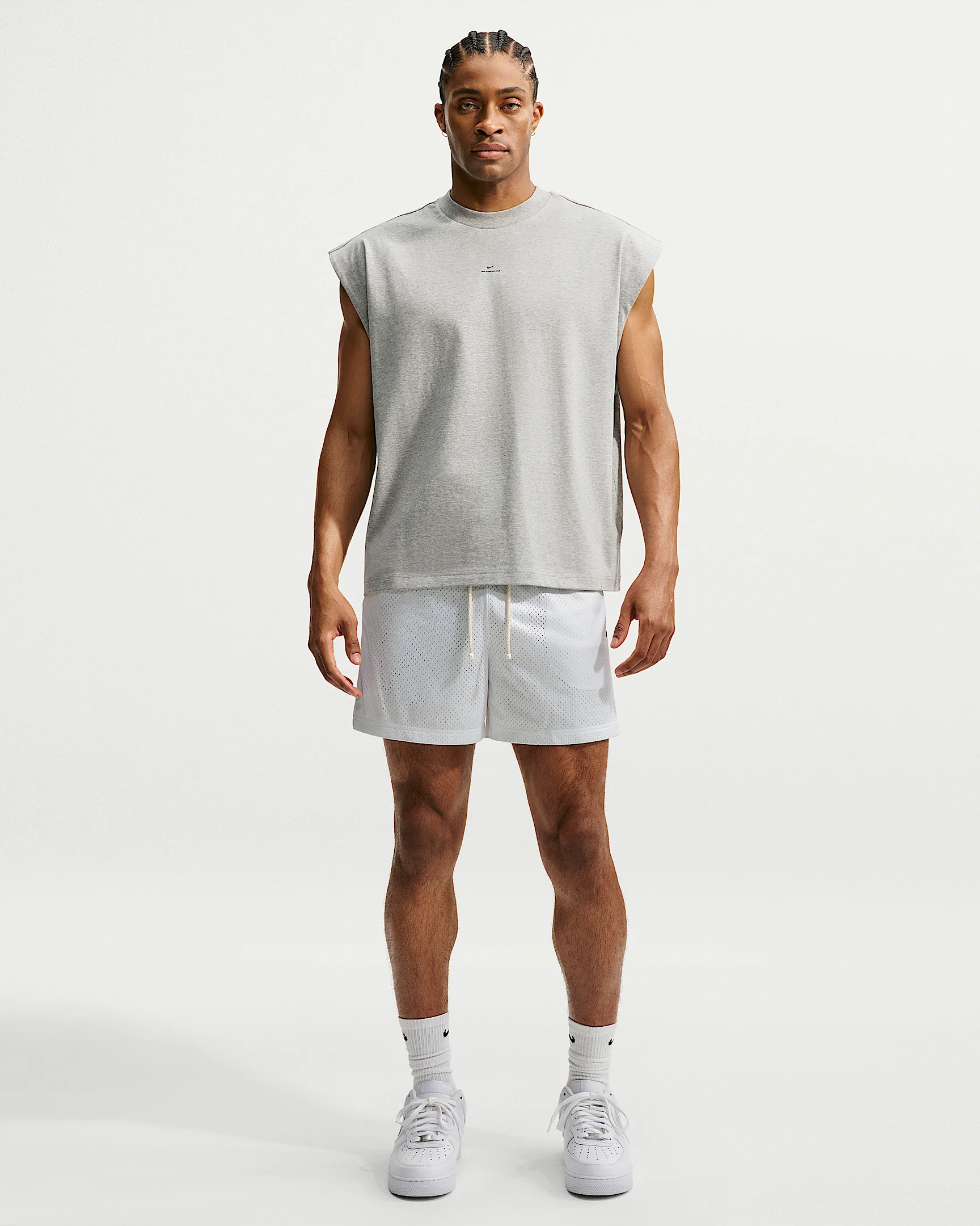 Nike Standard Issue Men's 5" Practice Mesh Basketball Shorts - 1