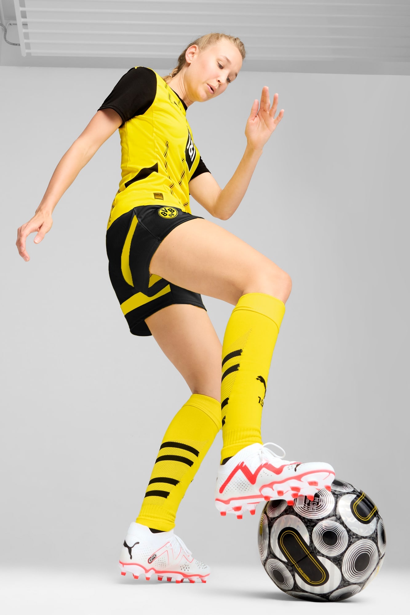 Borussia Dortmund 24/25 Women's Replica Home Soccer Jersey - 5