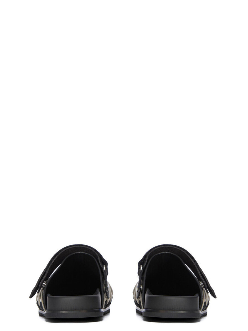 SANDAL 4